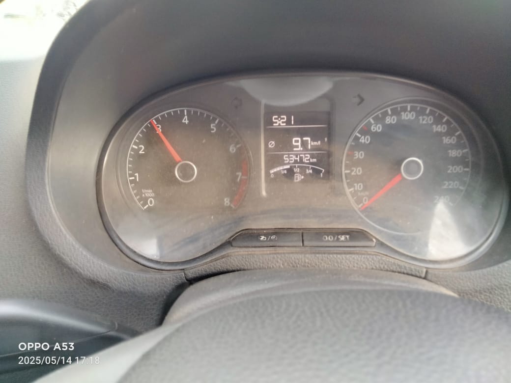 Volkswagen Polo(2014-2015) Comfortline 1.2l P
